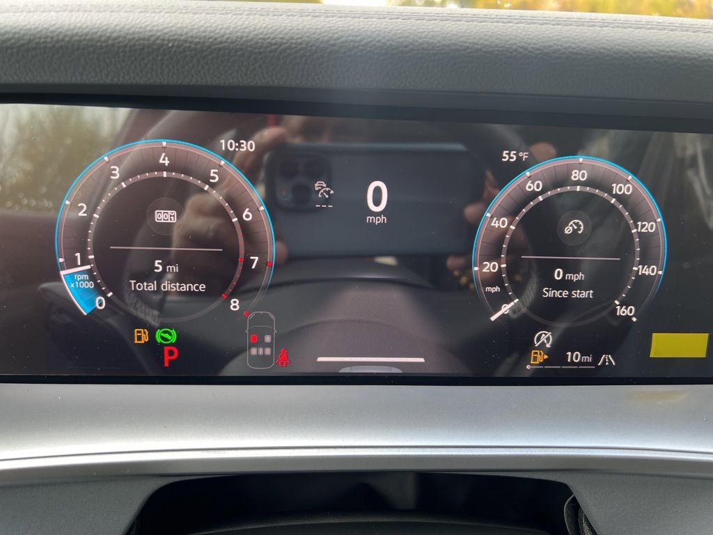 New 2026 Volkswagen Tiguan SE AWD/4WD image 32