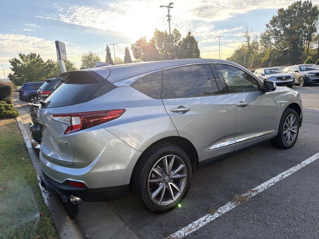 Used 2020 Acura RDX w/ Technology Package FWD image 4
