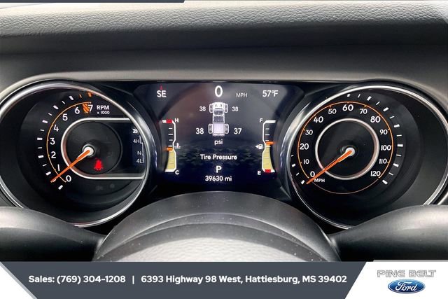 Used 2021 Jeep Gladiator Sport image 15