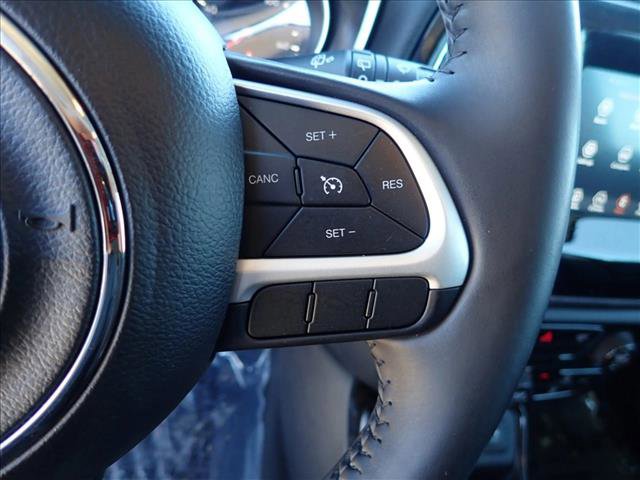 Used 2020 Jeep Compass Latitude image 14