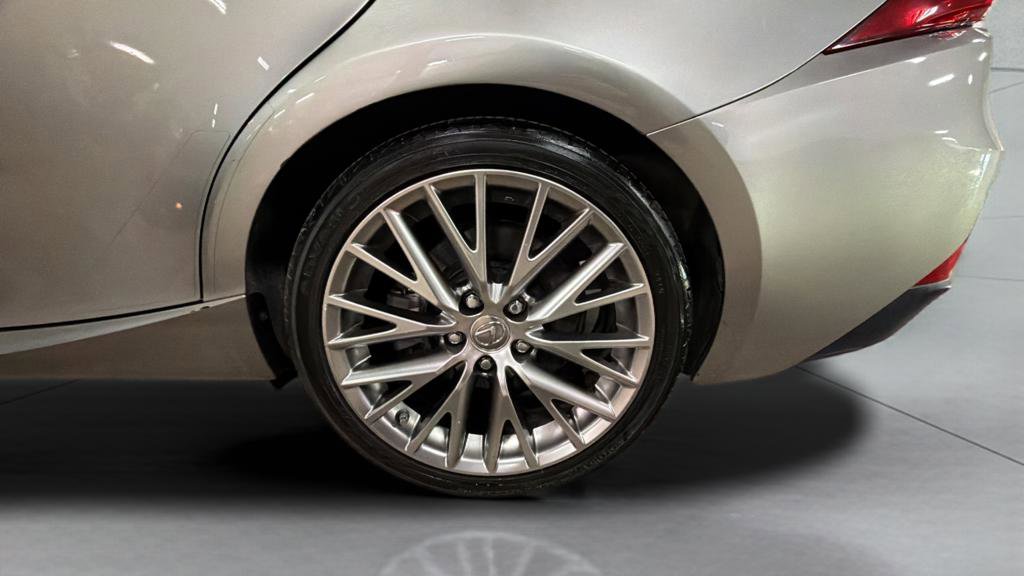 Used 2016 Lexus IS 300 AWD w/ Premium Package image 28