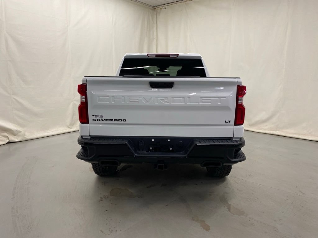 Used 2025 Chevrolet Silverado 1500 LT Trail Boss w/ Dark Appearance Package AWD/4WD image 7