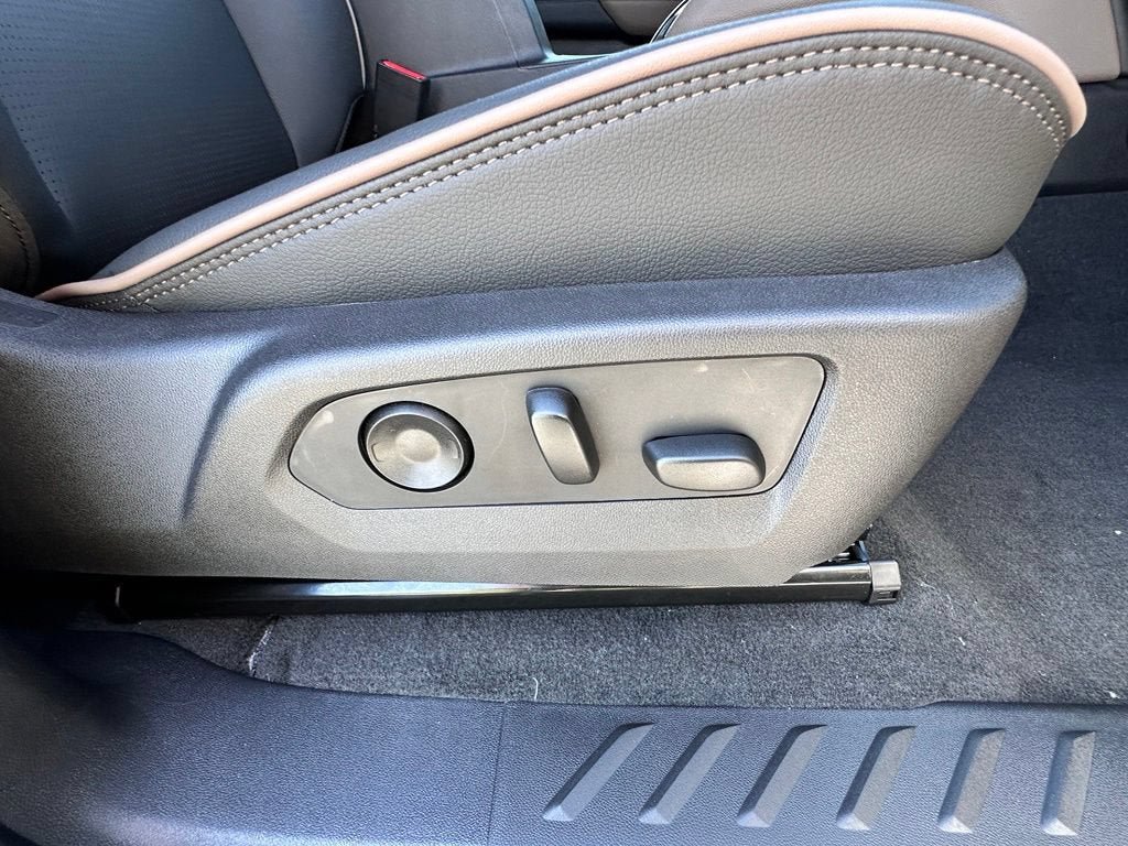New 2026 GMC Canyon Denali AWD/4WD image 12