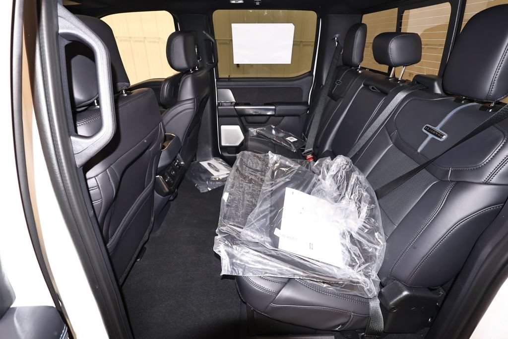 New 2026 Ford F450 Platinum w/ FX4 Off-Road Package AWD/4WD image 14