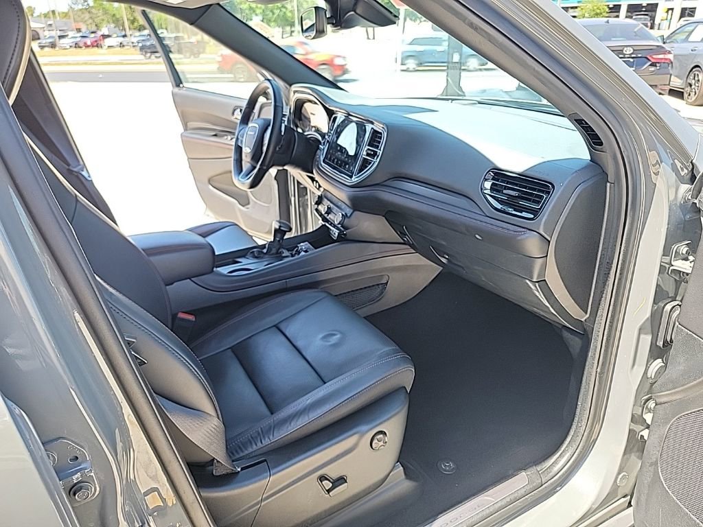 Used 2025 Dodge Durango GT AWD/4WD image 15