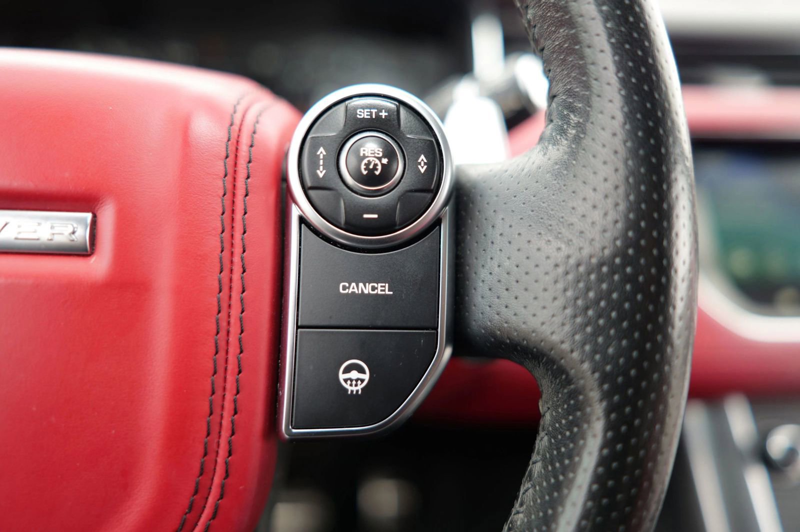 Used 2017 Land Rover Range Rover Sport Autobiography image 22