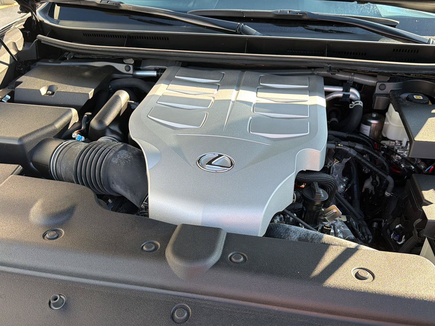 Certified 2023 Lexus GX 460 Premium AWD/4WD image 36