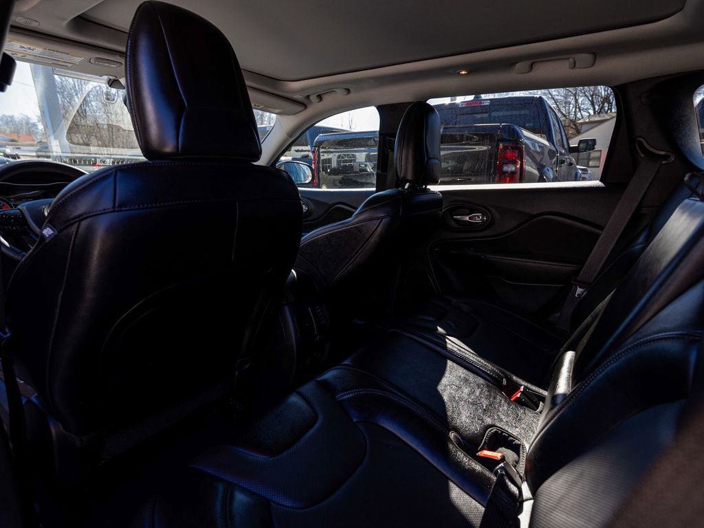 Used 2023 Jeep Cherokee Altitude Lux w/ Lux Elite Package image 29