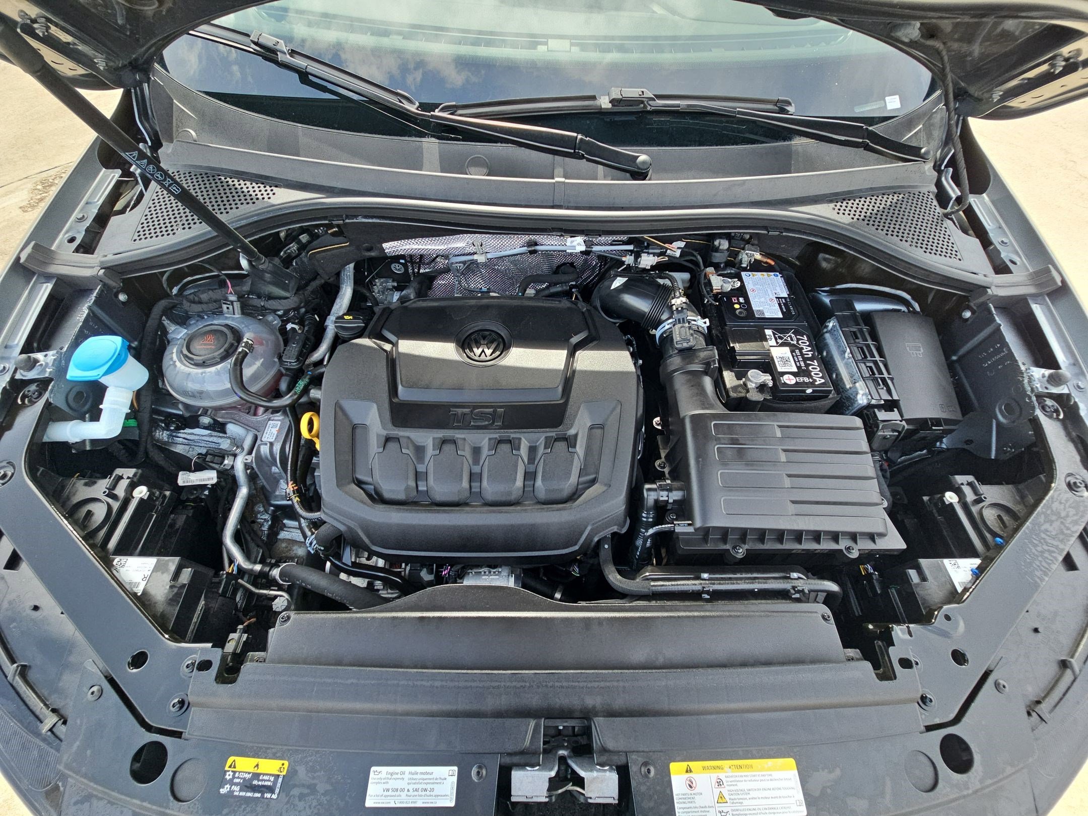 Used 2024 Volkswagen Tiguan Wolfsburg Edition image 32