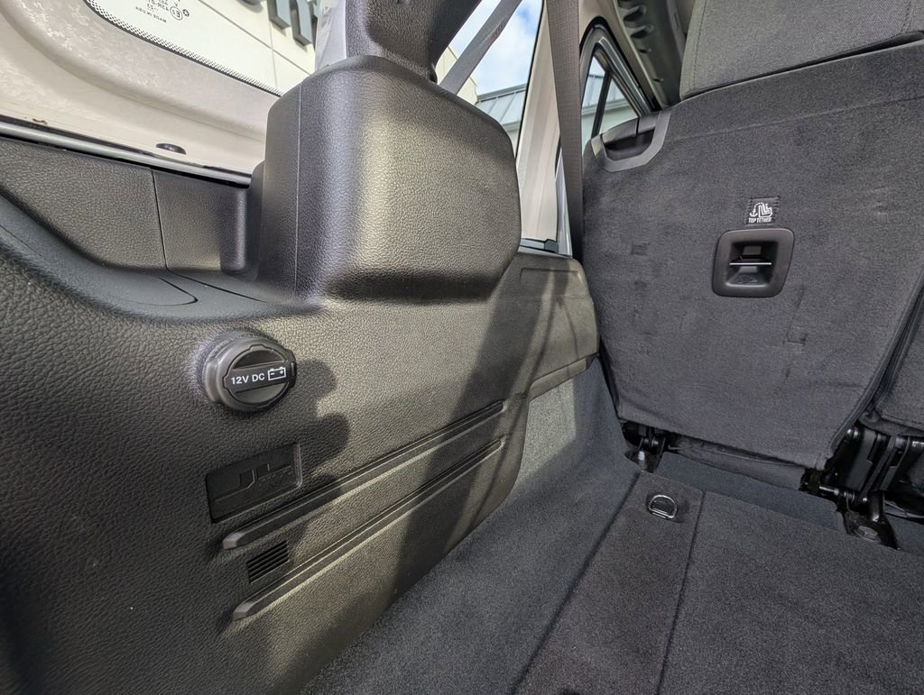 Used 2024 Jeep Wrangler Sport S image 40