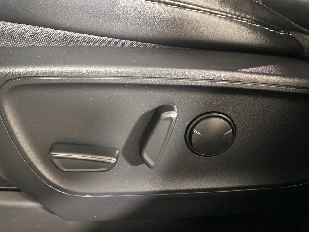 Used 2024 Ford Escape Platinum image 14