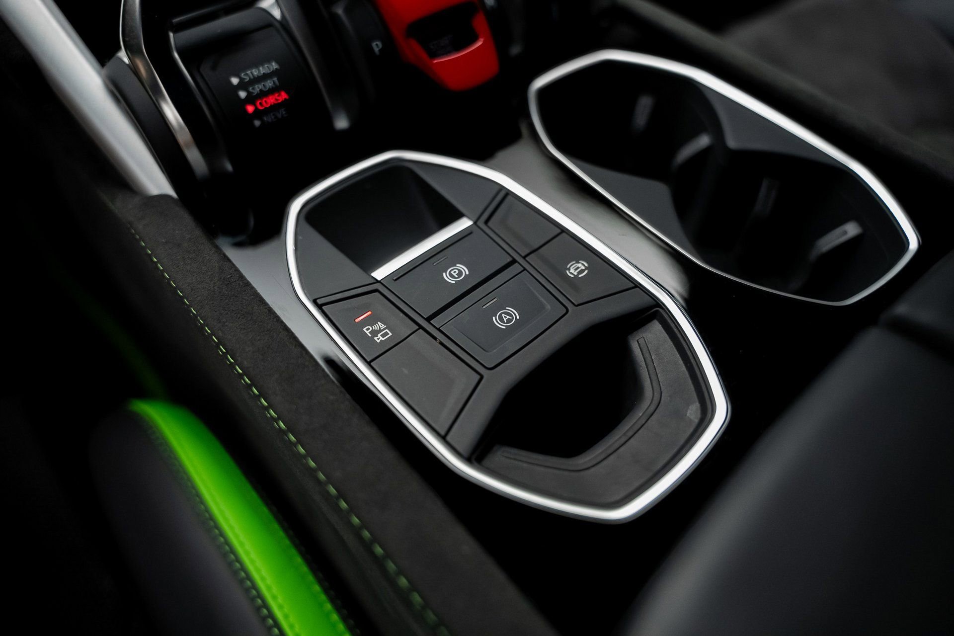 Used 2024 Lamborghini Urus S AWD/4WD image 56