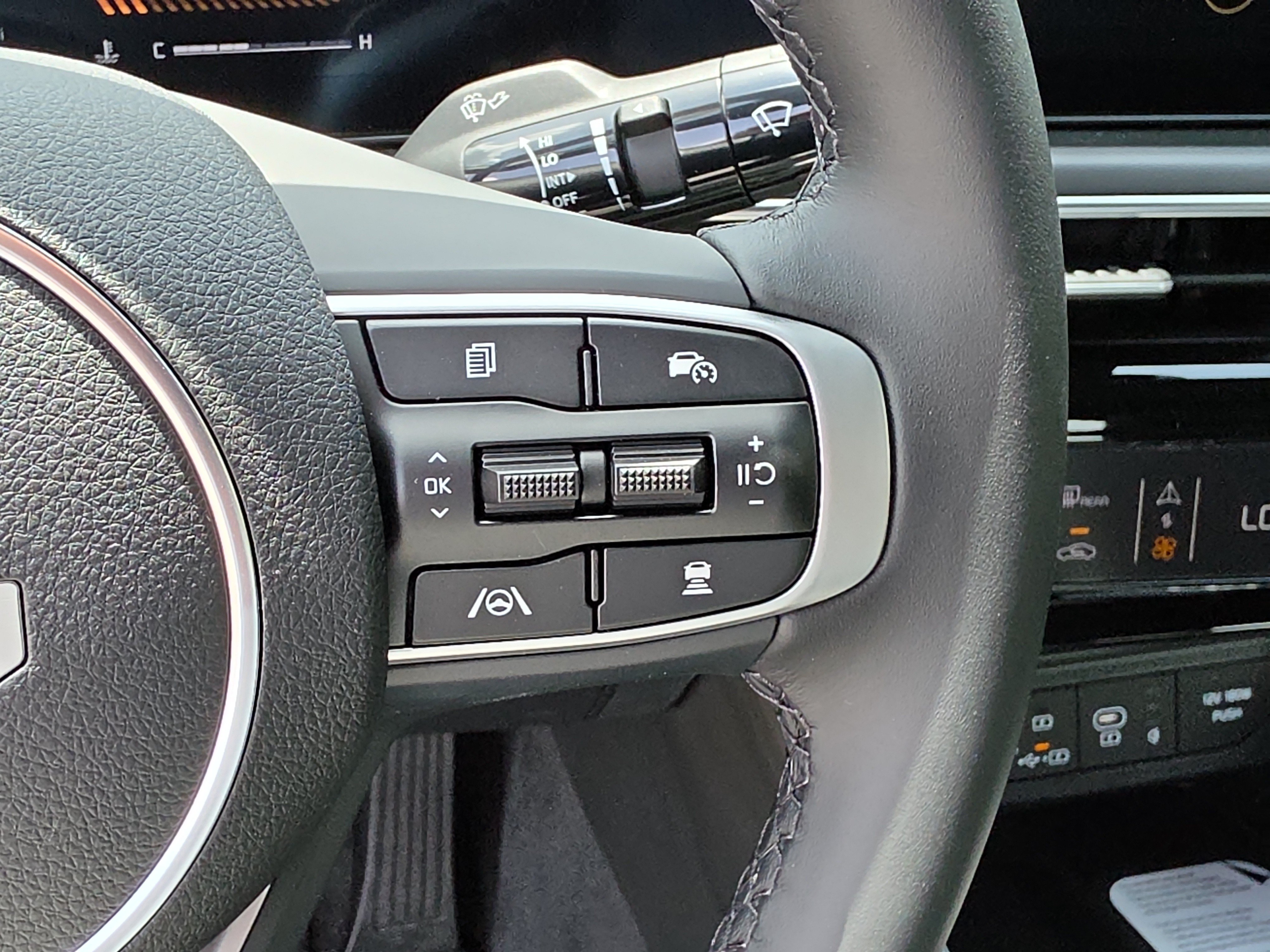 New 2026 Kia K5 GT-Line w/ GT-Line Premium Package FWD image 31