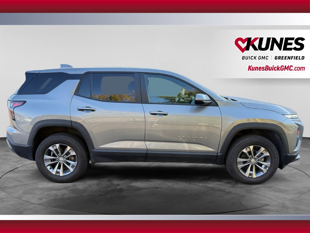 Used 2025 Chevrolet Equinox LT FWD image 11