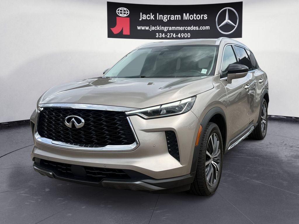 Used 2023 INFINITI QX60 Sensory AWD/4WD image 1