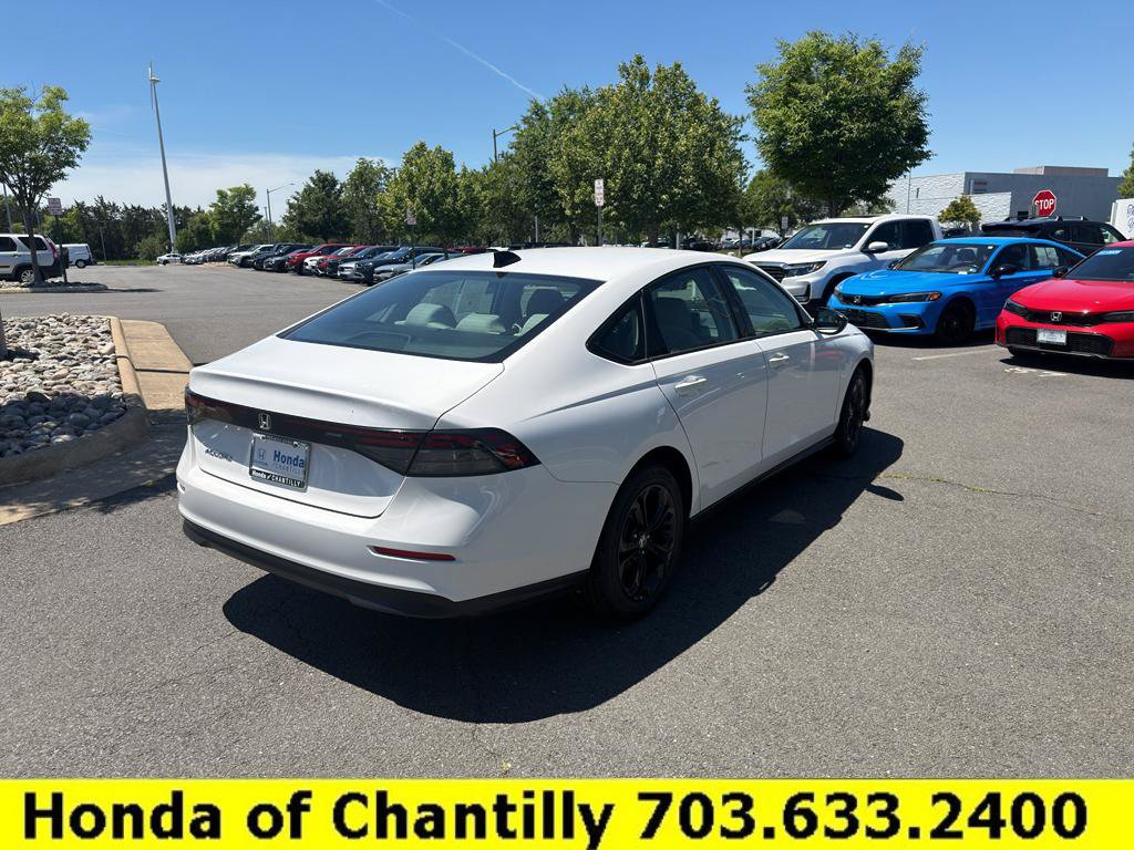 Used 2025 Honda Accord SE image 7