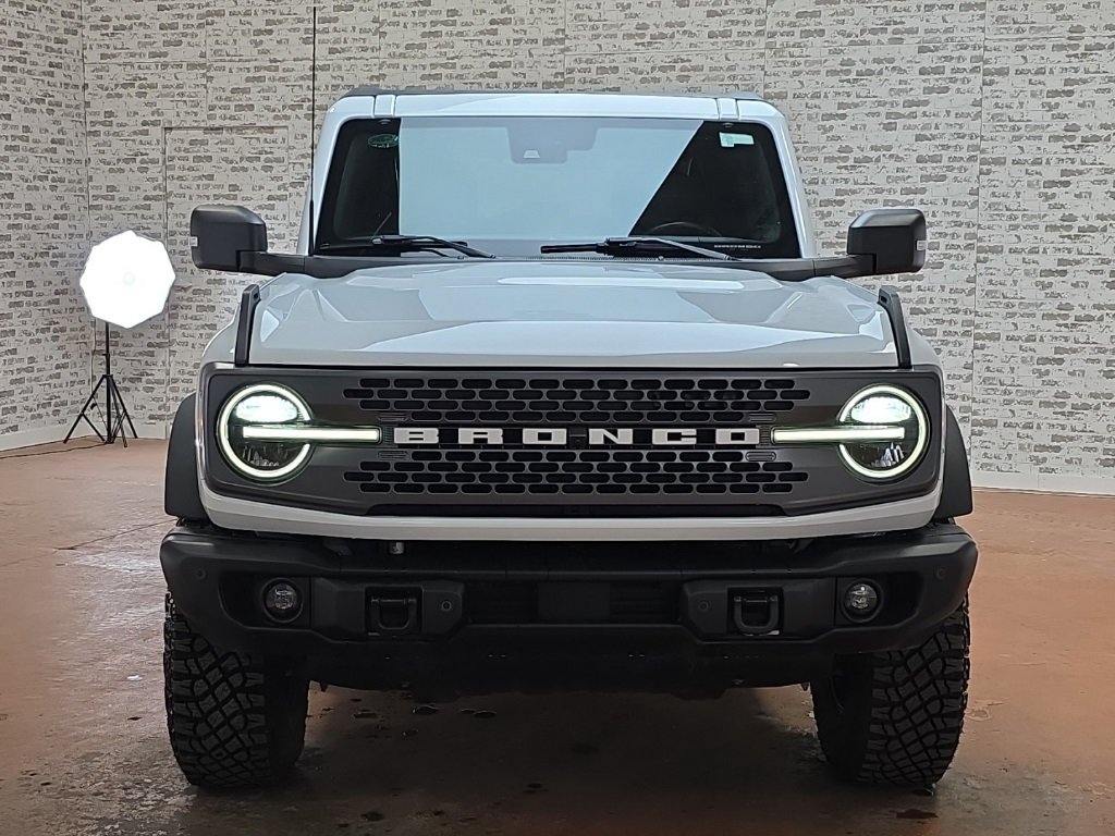 Used 2022 Ford Bronco Badlands image 2