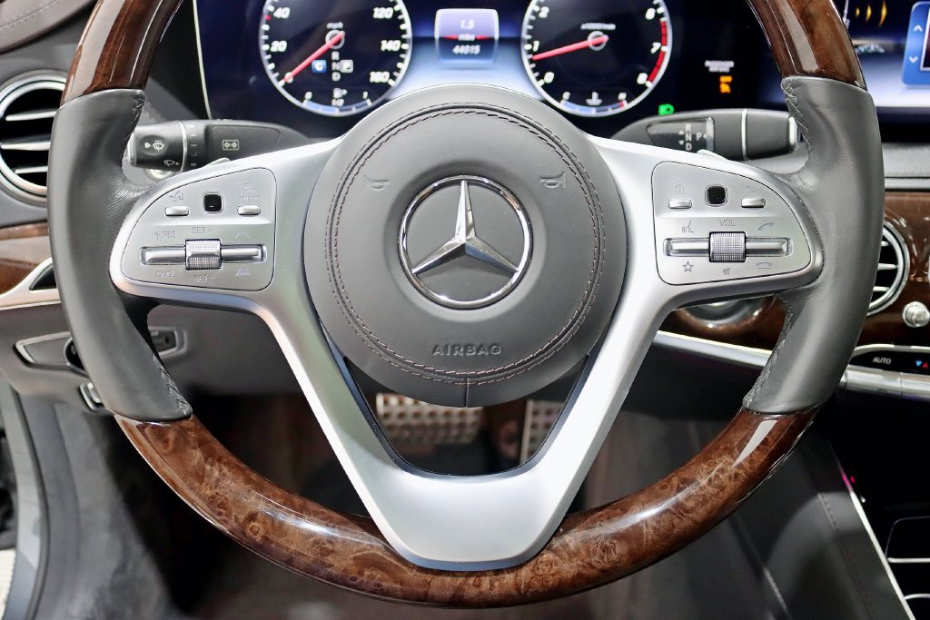 Used 2019 Mercedes-Benz S 560 4MATIC Sedan image 16