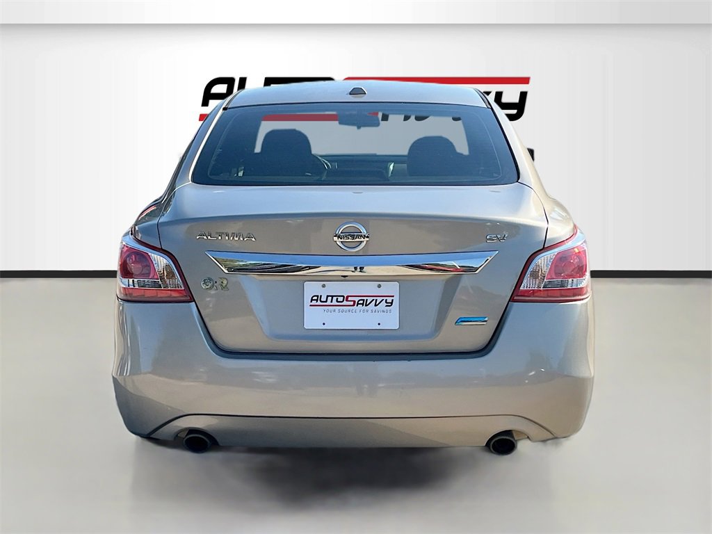 Used 2013 Nissan Altima 2.5 SV image 6