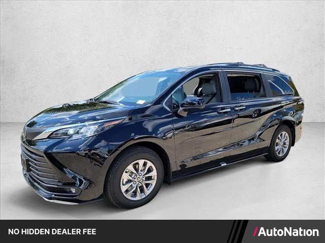 Used 2026 Toyota Sienna XLE
