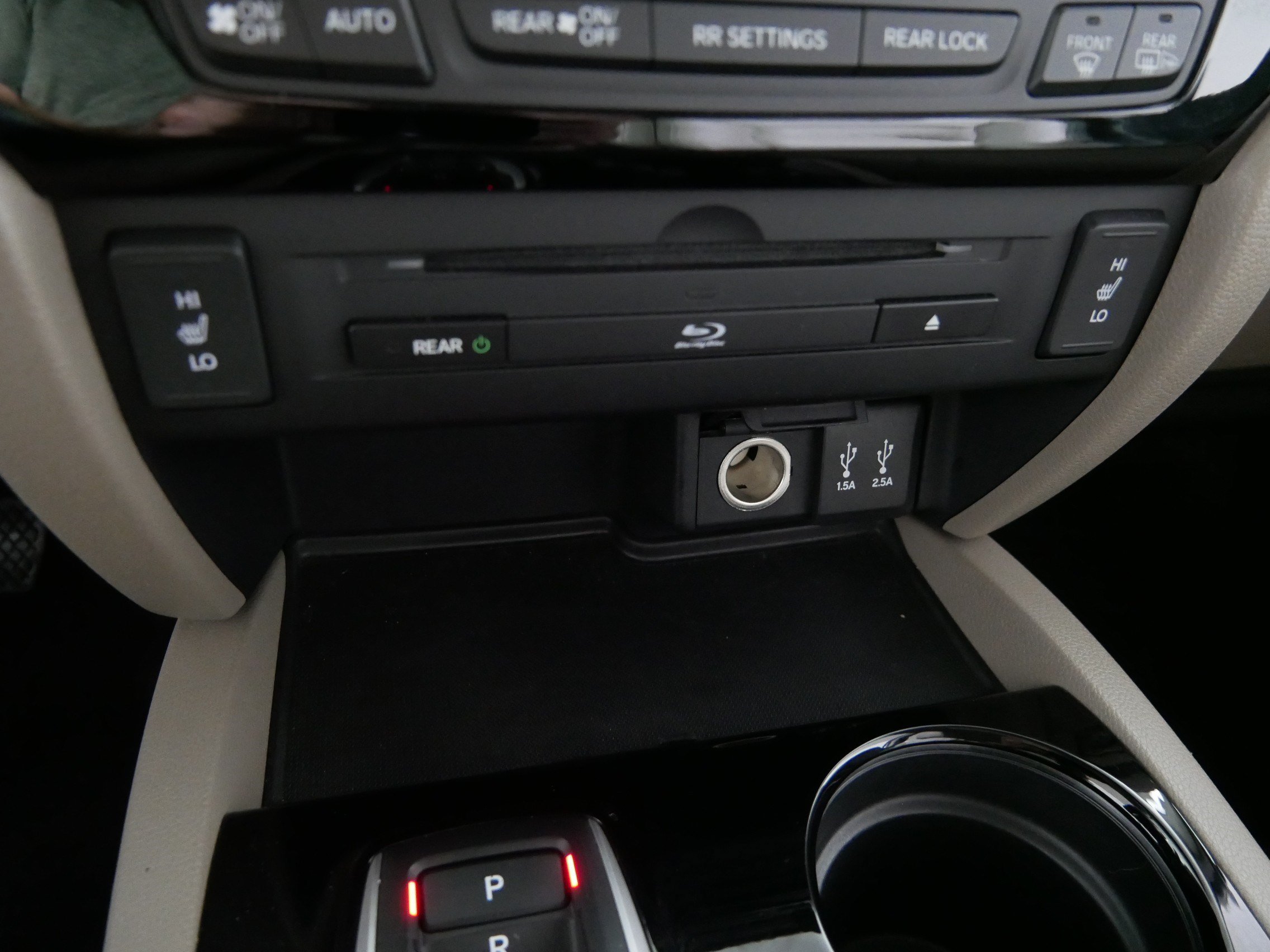 Used 2016 Honda Pilot Touring image 29