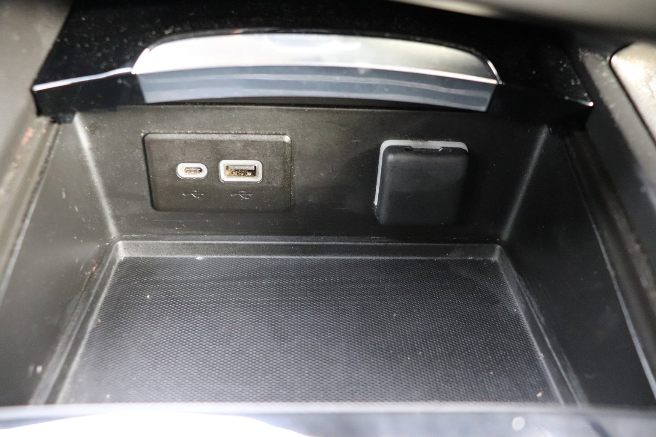 Used 2023 Buick Envision Preferred image 37