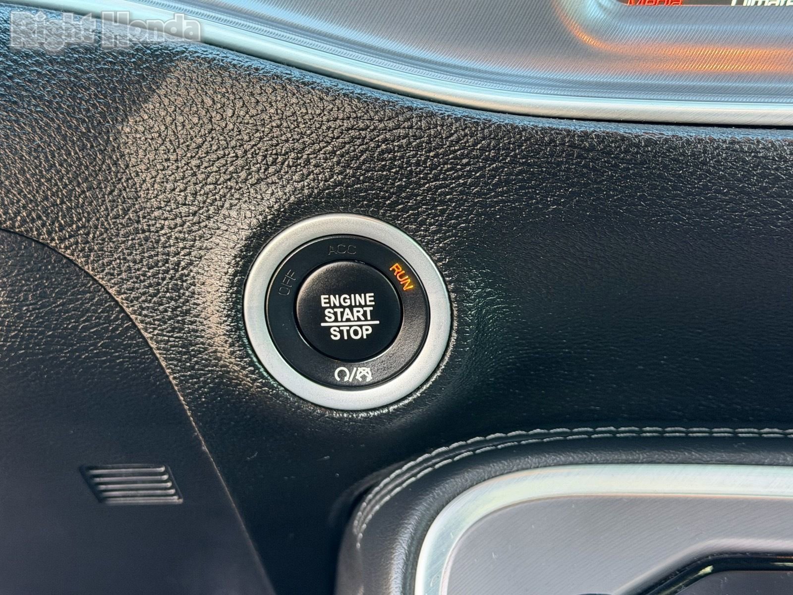 Used 2022 Dodge Challenger R/T Scat Pack w/ Driver Convenience Group image 28