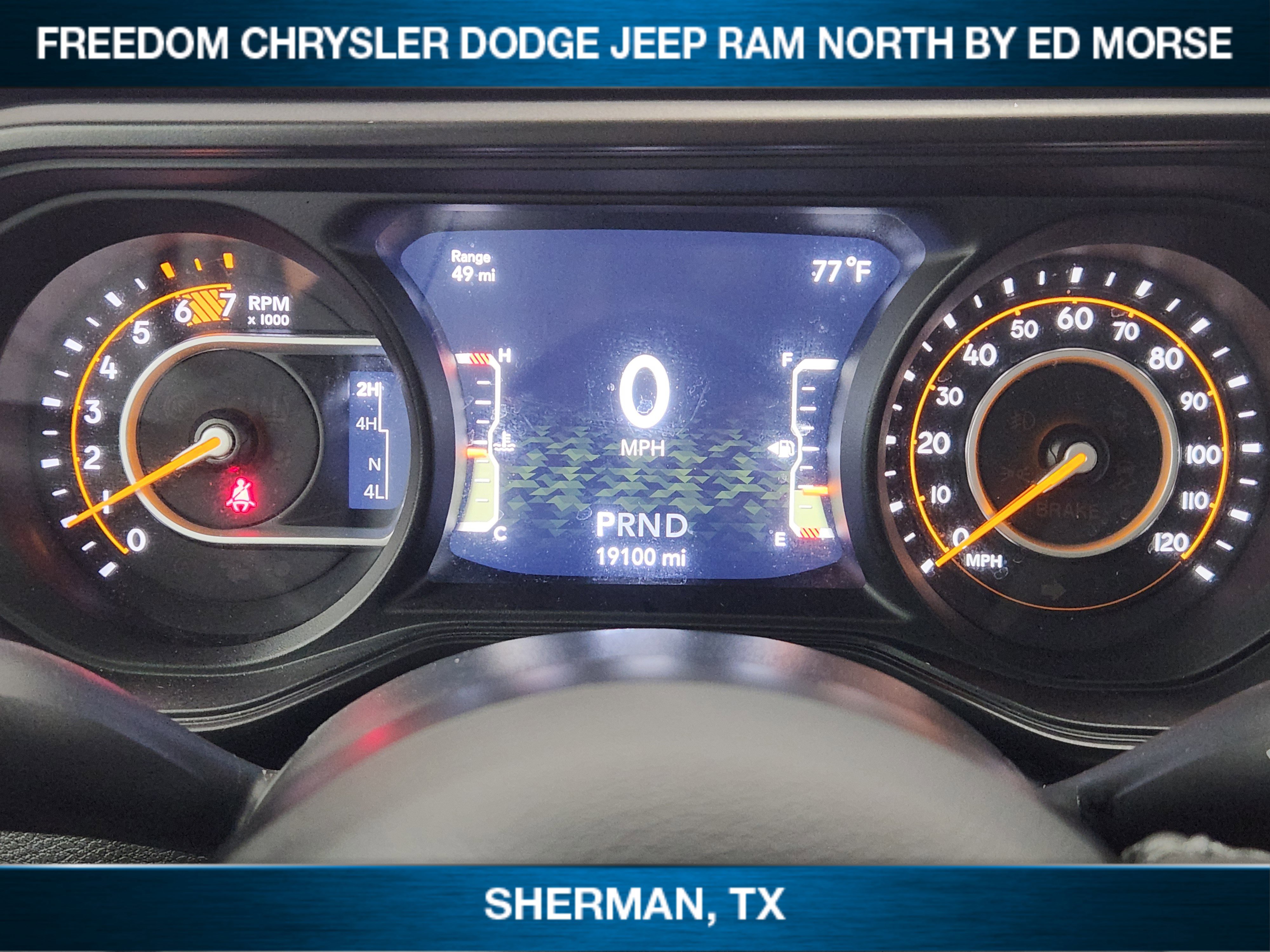 Used 2025 Jeep Wrangler Unlimited Rubicon image 11