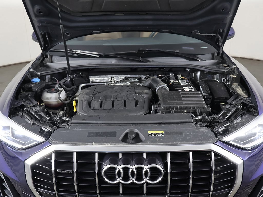 Used 2023 Audi Q3 2.0T Premium w/ Convenience Package image 19