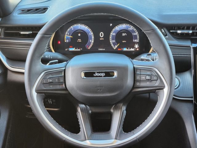 Certified 2025 Jeep Grand Cherokee Laredo X w/ Luxury Tech Group I image 27