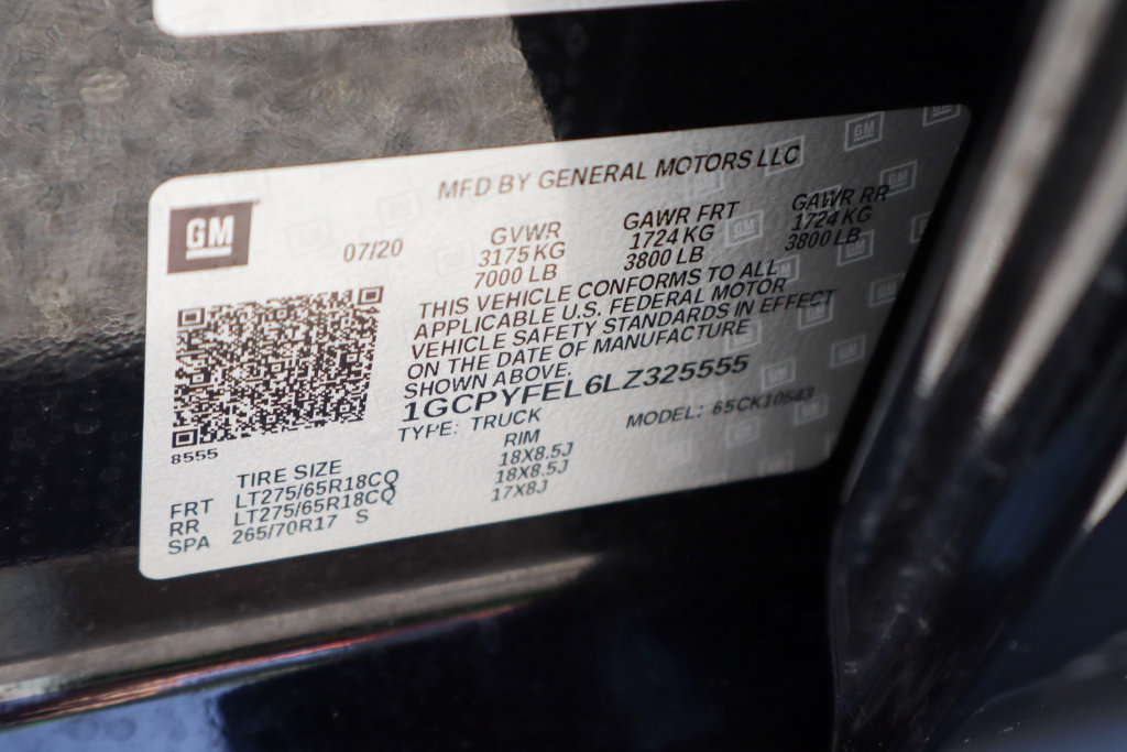Used 2020 Chevrolet Silverado 1500 LT Trail Boss w/ Midnight Edition AWD/4WD image 57