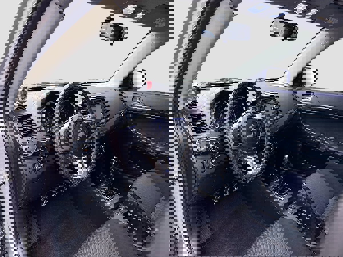 Used 2015 Mitsubishi Lancer Evolution GSR image 9