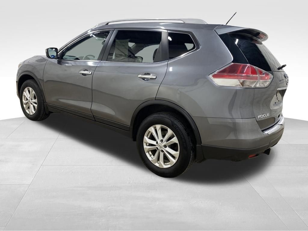 Used 2014 Nissan Rogue SV AWD/4WD image 2
