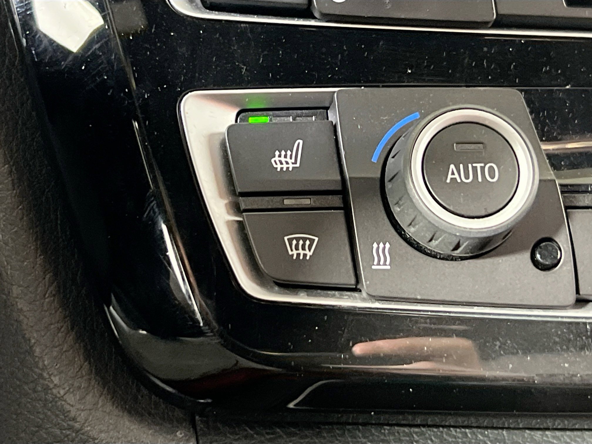 Used 2018 BMW M3 image 21