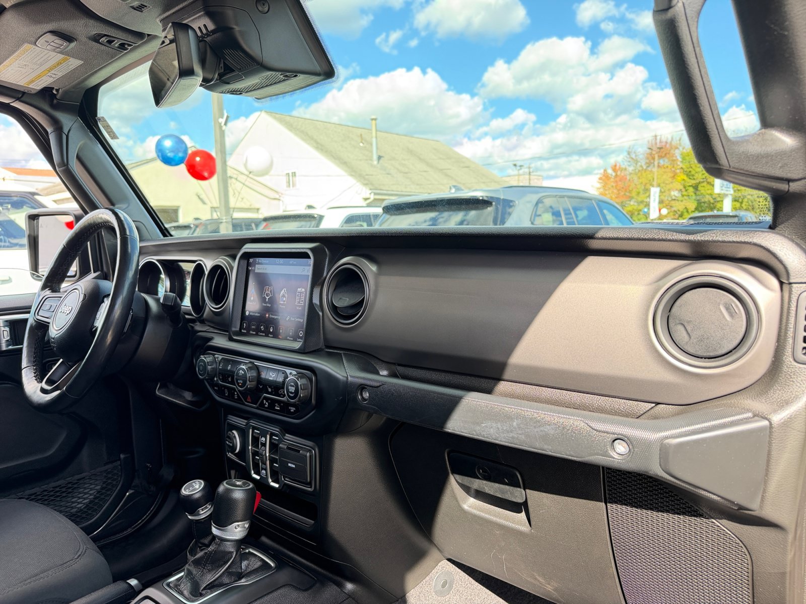 Used 2021 Jeep Gladiator Sport AWD/4WD image 10