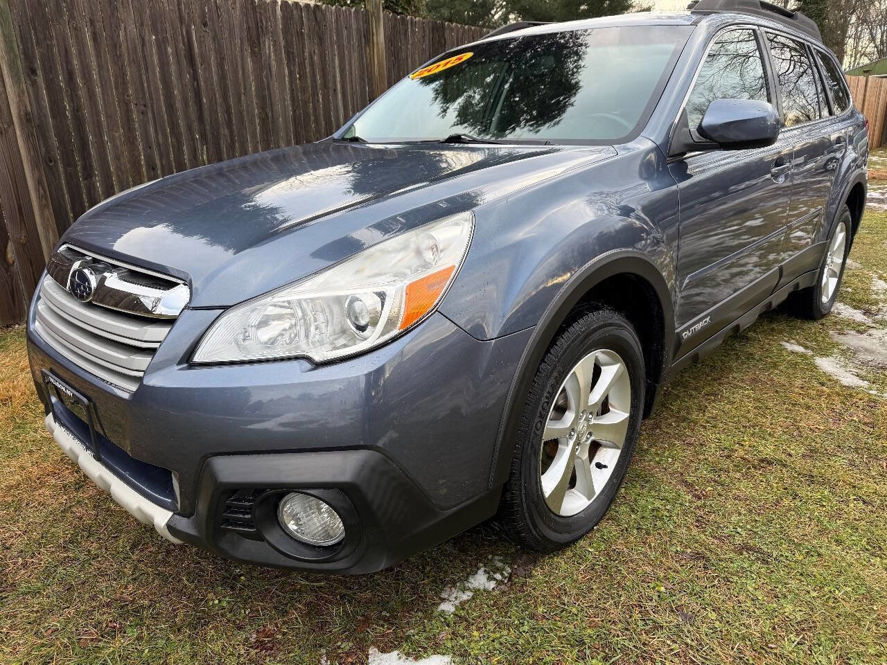 Used 2014 Subaru Outback 2.5i Limited w/ Moonroof Package image 2