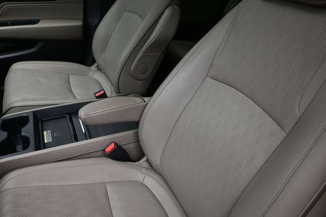Used 2021 Honda Odyssey Elite image 18