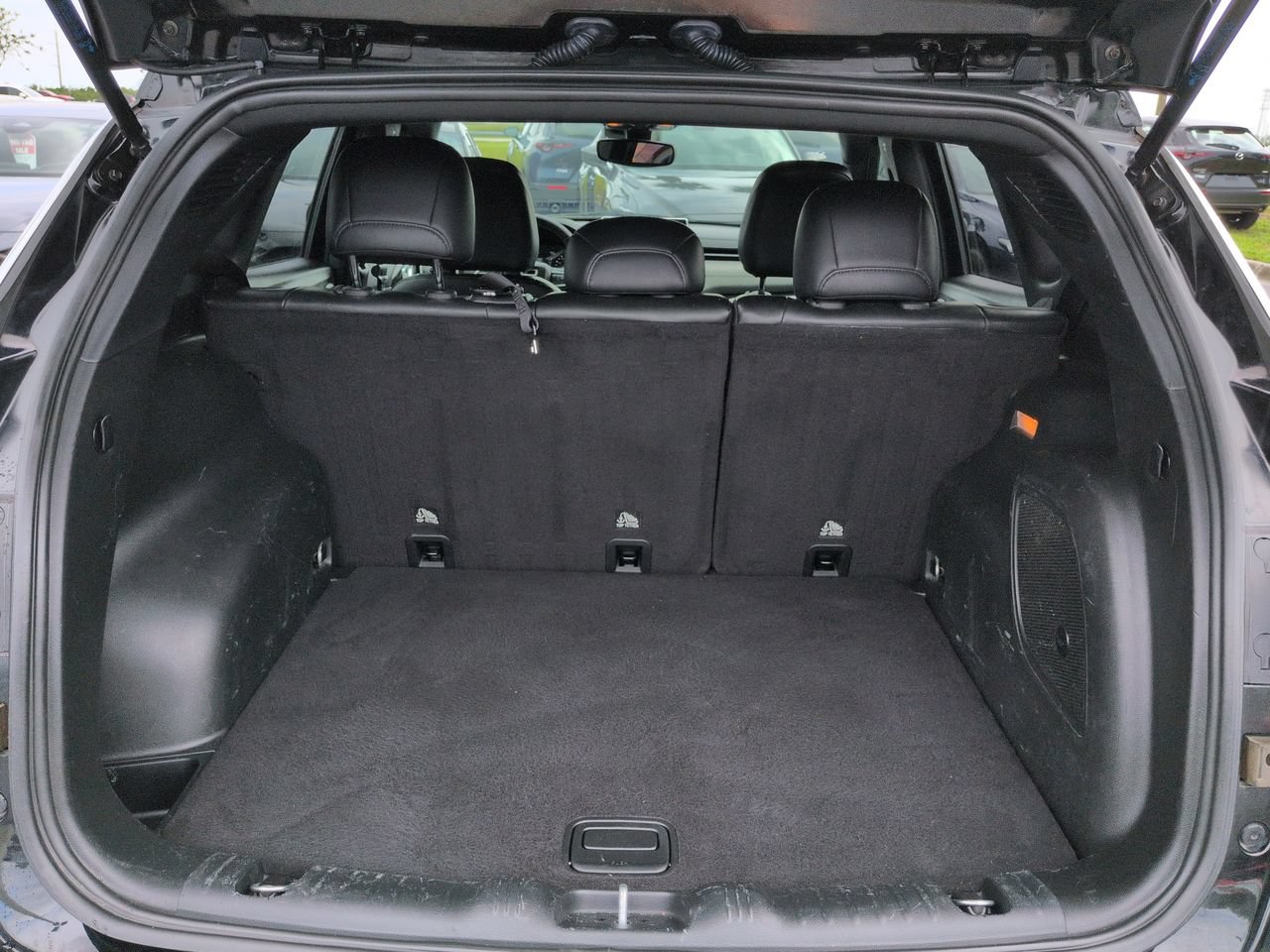 Used 2023 Jeep Compass Latitude w/ Sun and Sound Group AWD/4WD image 13