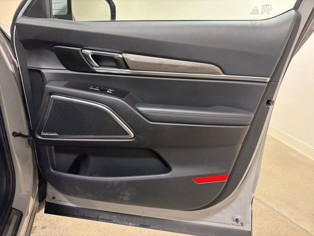 Used 2021 Kia Telluride SX w/ Nightfall Edition Package image 23