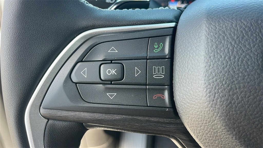 New 2025 Jeep Grand Cherokee L Limited w/ Black Appearance Package image 23