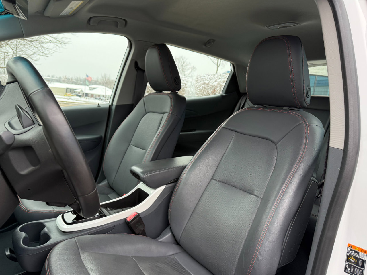 Used 2017 Chevrolet Bolt Premier w/ Driver Confidence II Package image 15