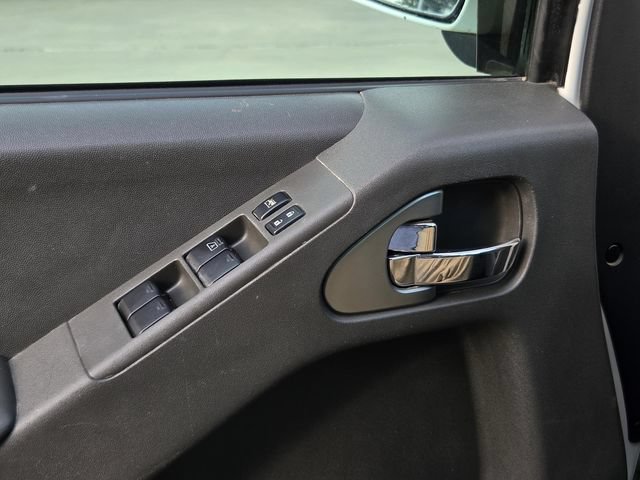 Used 2019 Nissan Frontier PRO-4X AWD/4WD image 29