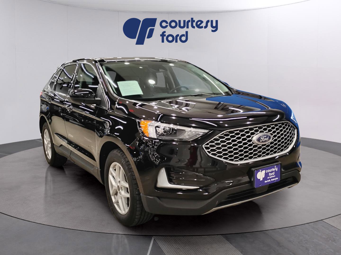 Used 2024 Ford Edge SEL