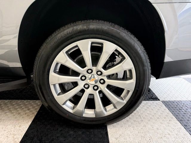 New 2026 Chevrolet Suburban Premier w/ Sun And Tow Package image 13