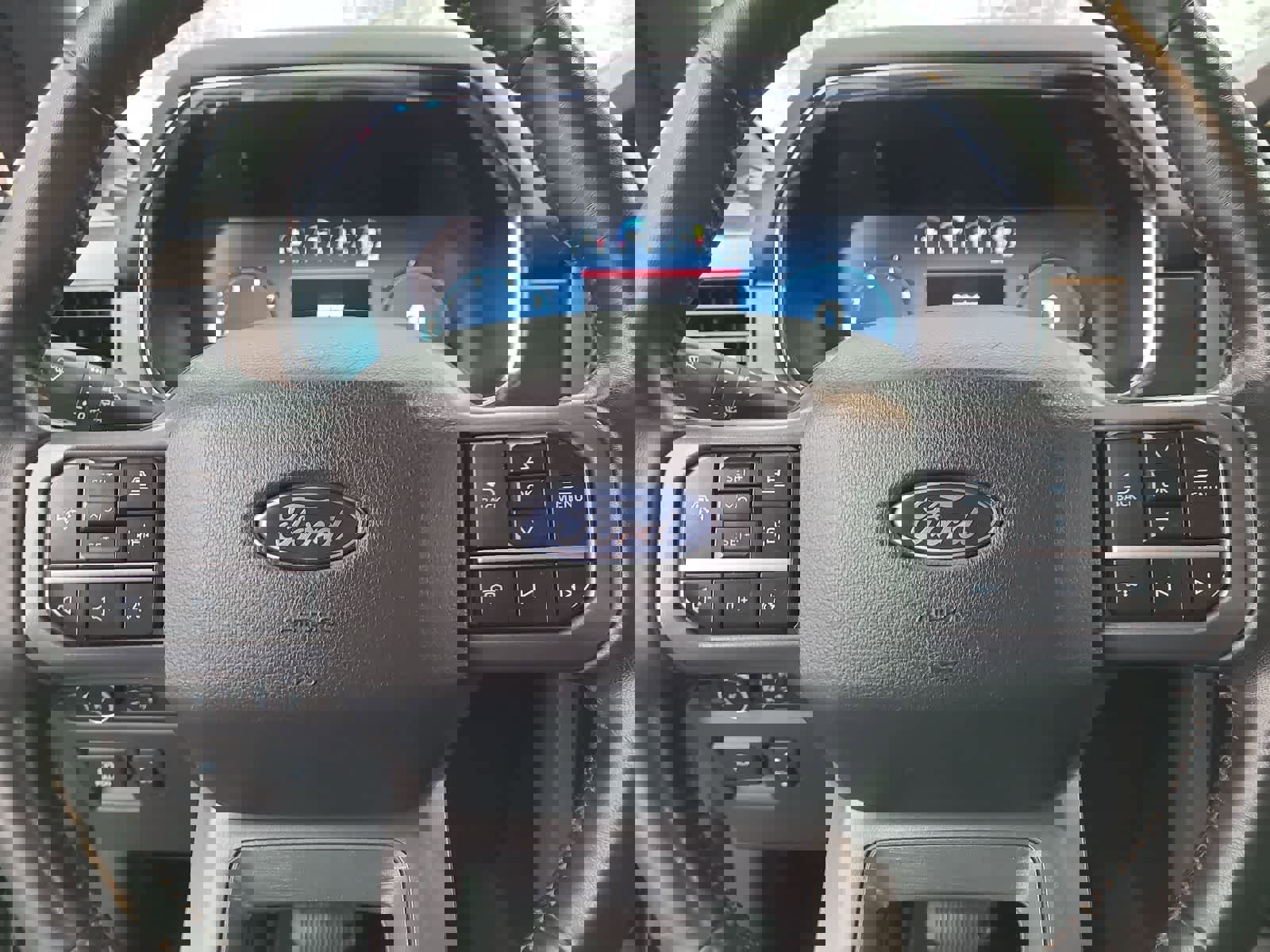 Used 2024 Ford F150 Lariat w/ Tow/Haul Package image 23