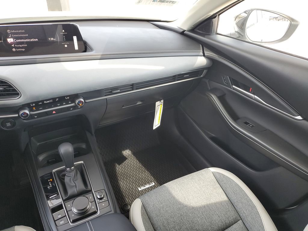 New 2026 MAZDA CX-30 Aire Edition image 13