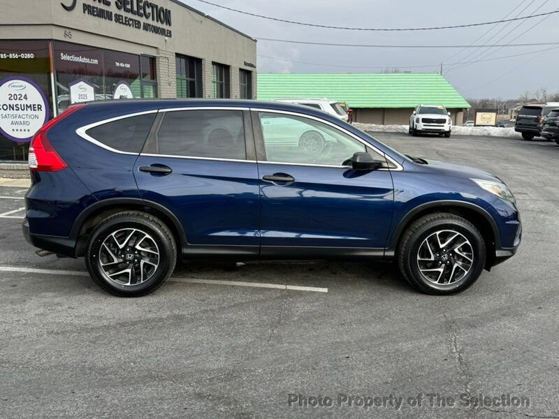 Used 2016 Honda CR-V SE image 19