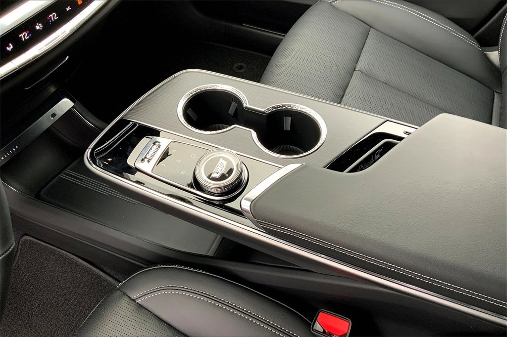 Used 2025 Cadillac Lyriq Sport image 10