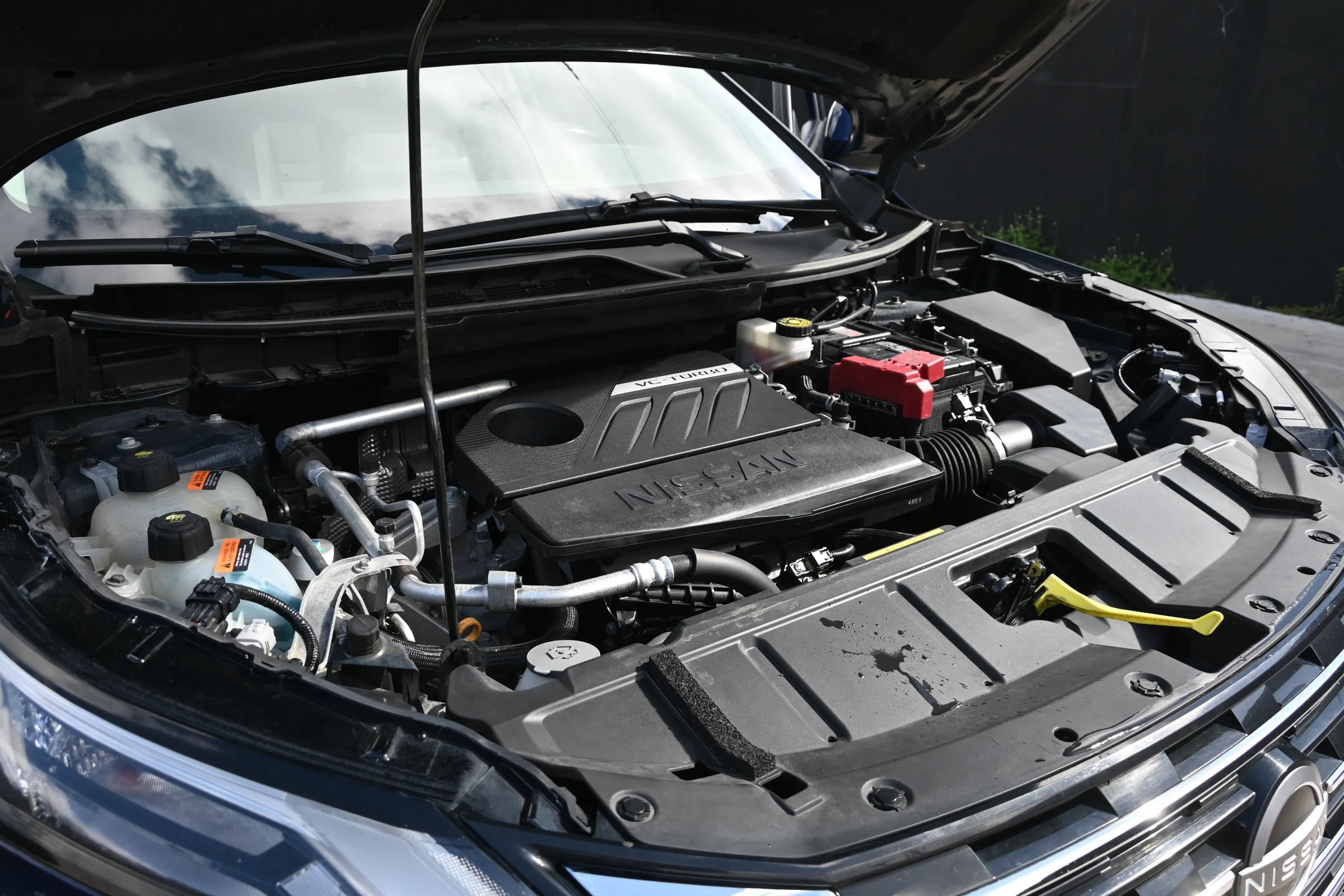 Used 2025 Nissan Rogue SV AWD/4WD image 17