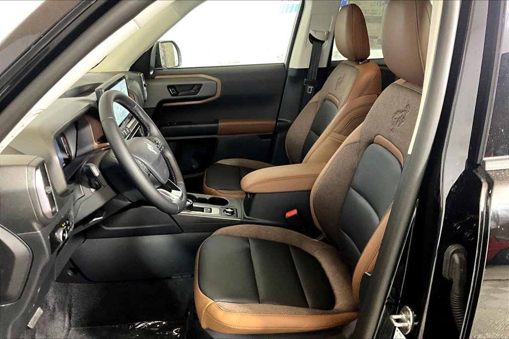 New 2026 Ford Bronco Sport Outer Banks w/ Outer Banks Tech Package+ AWD/4WD image 9